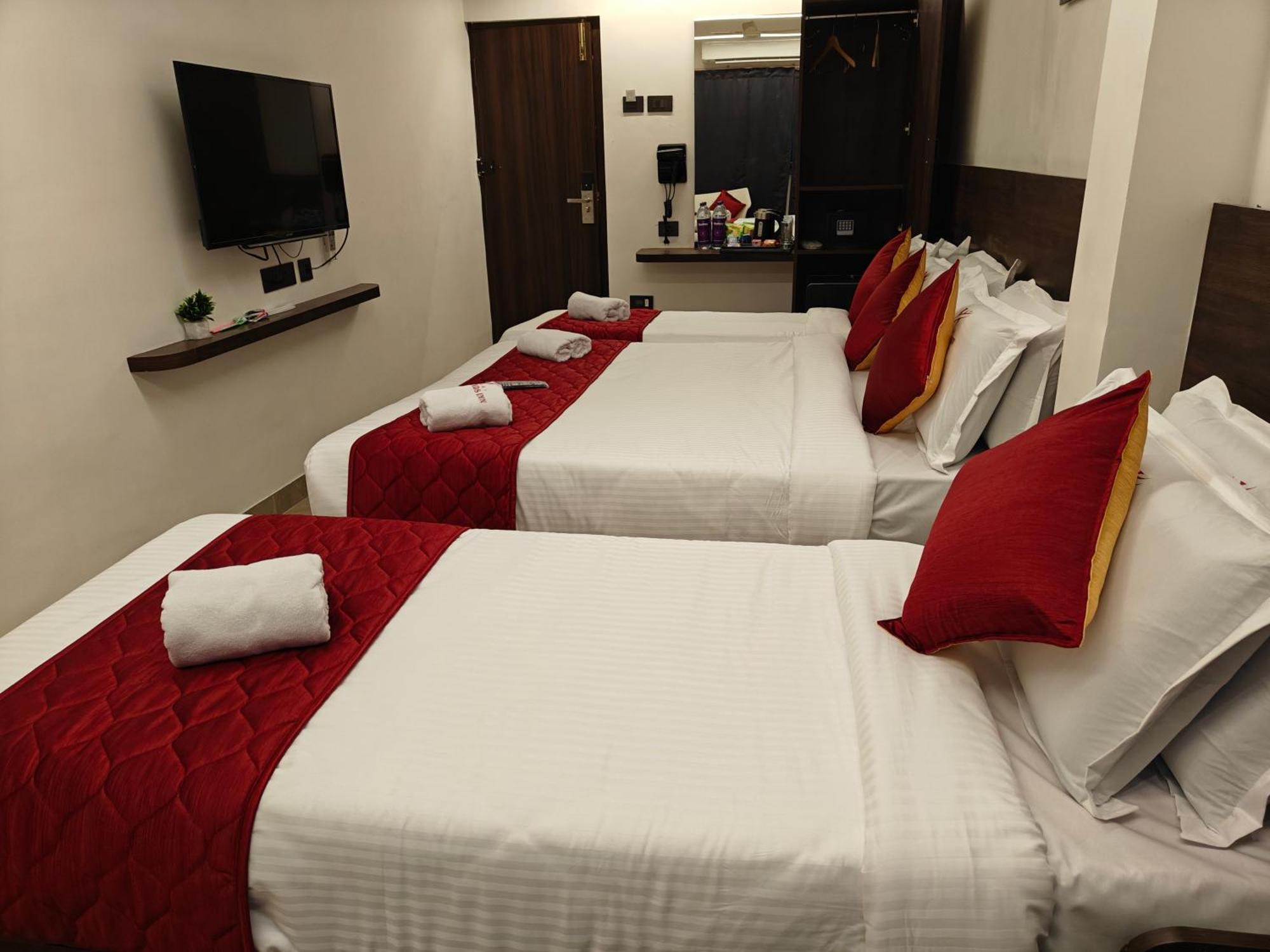 Woodlands Inn Chennai Exterior photo
