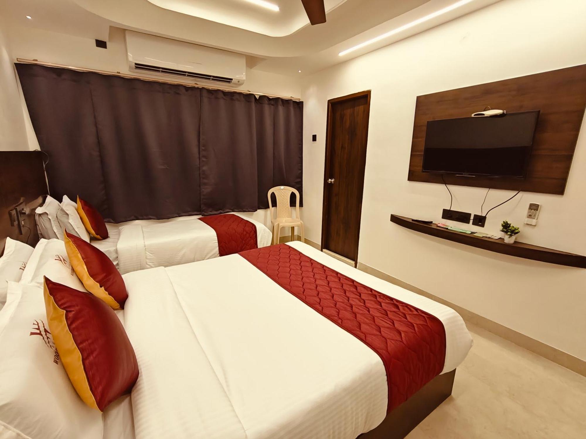 Woodlands Inn Chennai Exterior photo