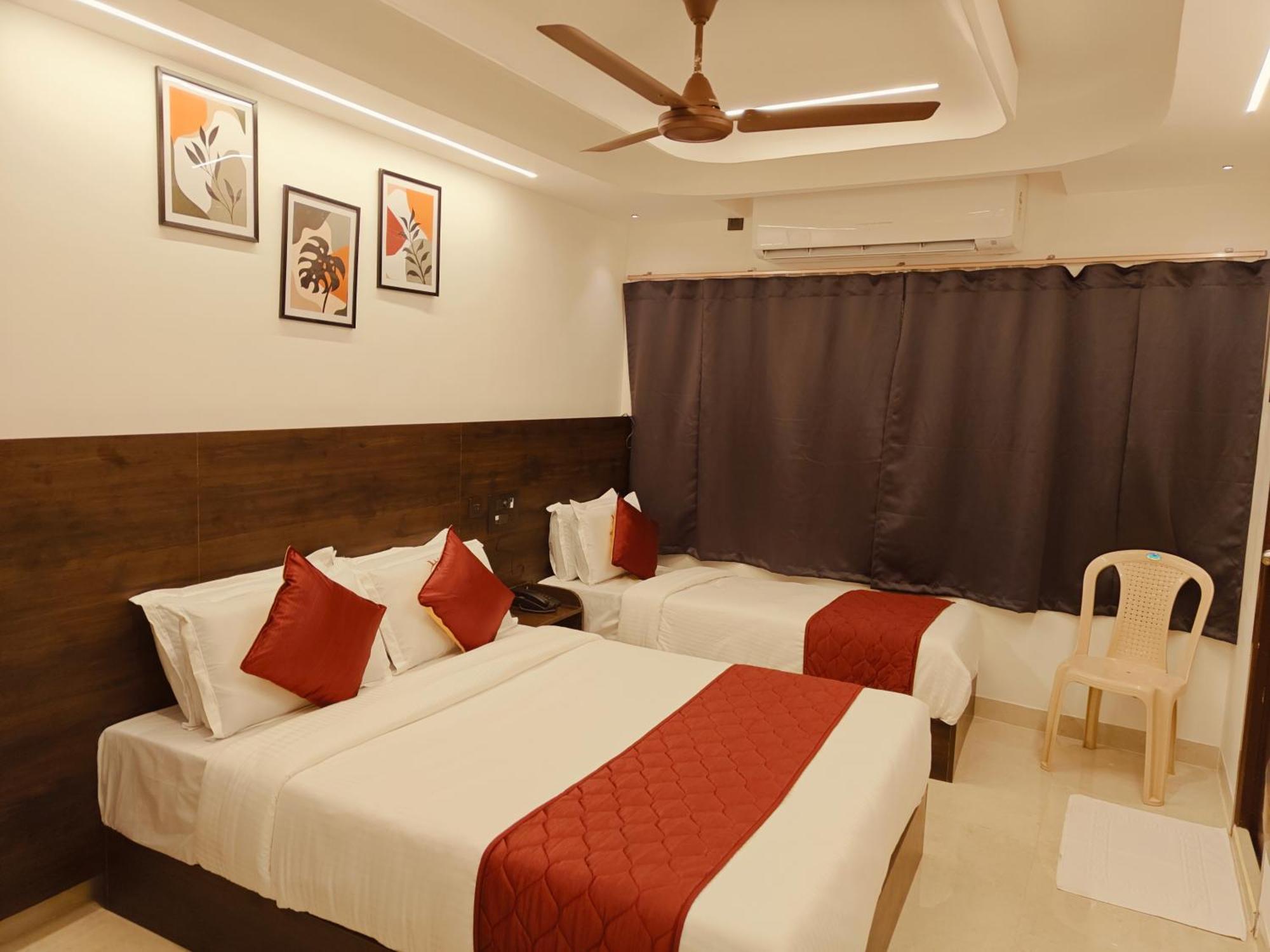 Woodlands Inn Chennai Exterior photo