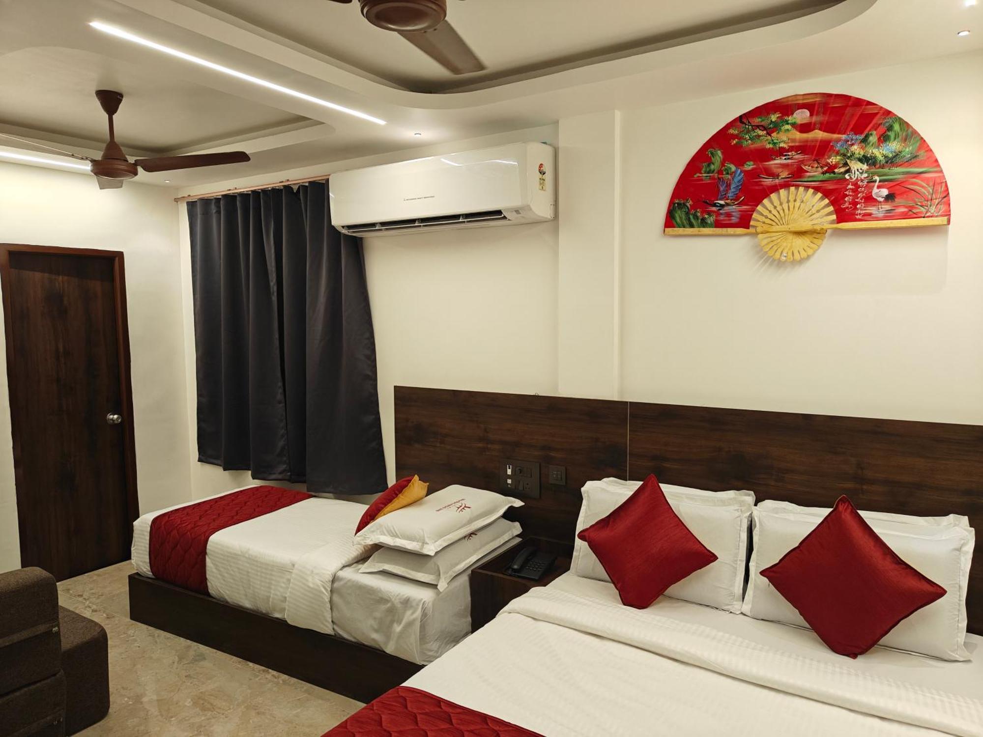 Woodlands Inn Chennai Exterior photo