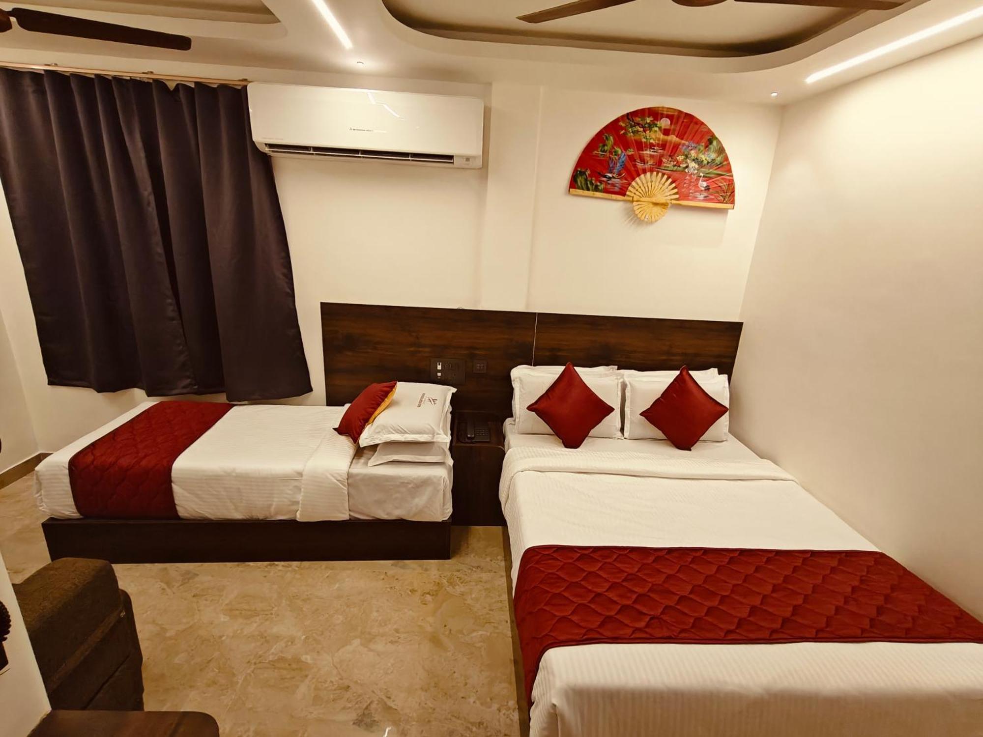 Woodlands Inn Chennai Exterior photo